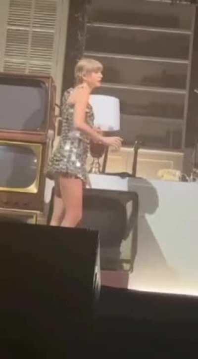 Last night's perfect leg show