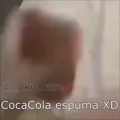 Coca cola espuma xd