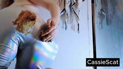 Shiny Disco Leggings Get Filled + Smeared by Horny Cassie [GIF]