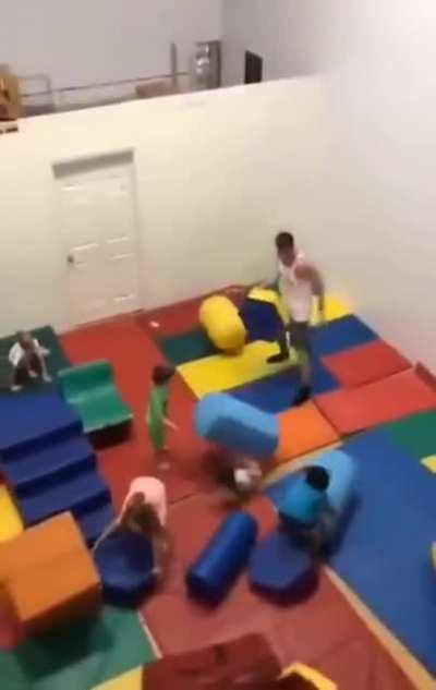 No hay enemigo pequeño raza, siempre hay que ir con todo