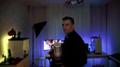 Теперь рикроллить можно на великом и могучем