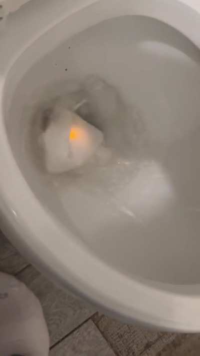 im a dumbass. watch in portrait mode