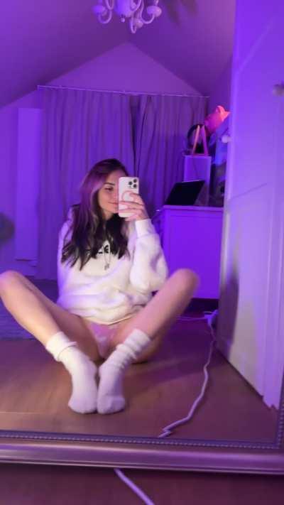 Let's check your activity, 800 likes and I take off my panties 😊