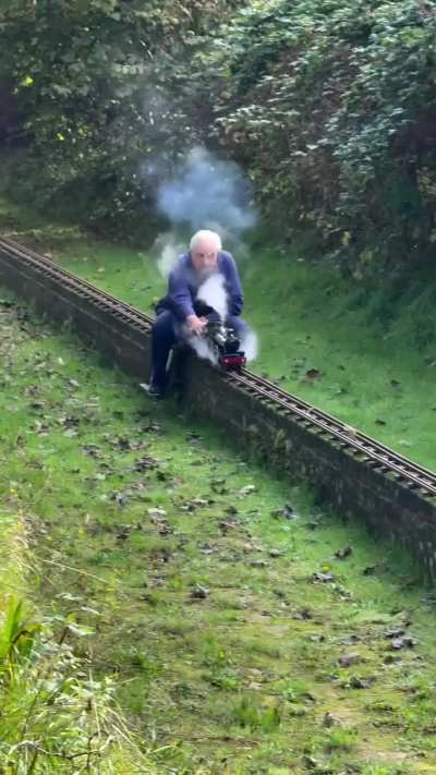 This guy hand built a miniature Saint Class Locomotive during lockdown and it's beautiful.
