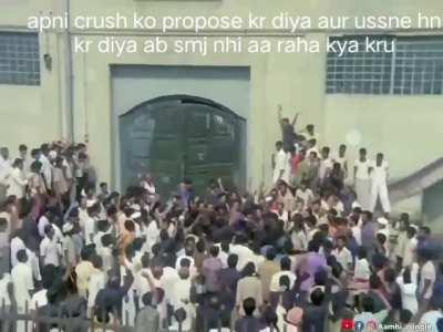 Bahut halat kharab hai