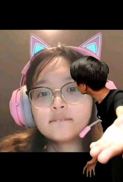 ITO KASE LAGI LUMALABAS SA NF KO SA FB HAHAHA!