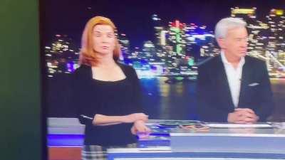 Weird Dagmar Midcap video. She on drugs??