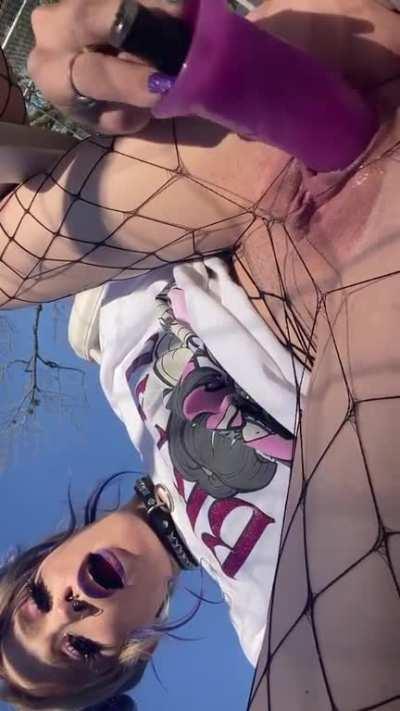 i love ya’ll watching me hehe