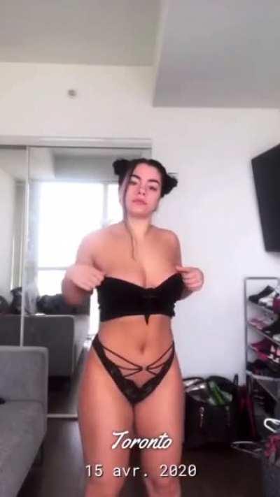 Malia 🇨🇦🍑😻❤️