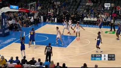 [Highlight] Jokic Slings it Left Handed to Monte for the 3