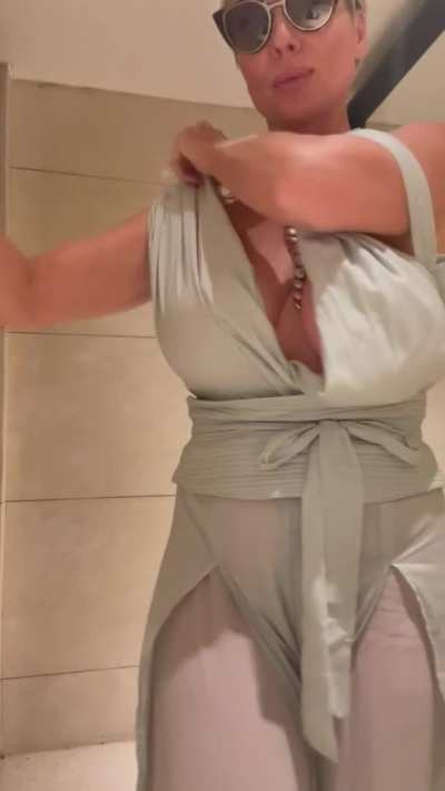 If you like mature after dinner let's go to my home for fun