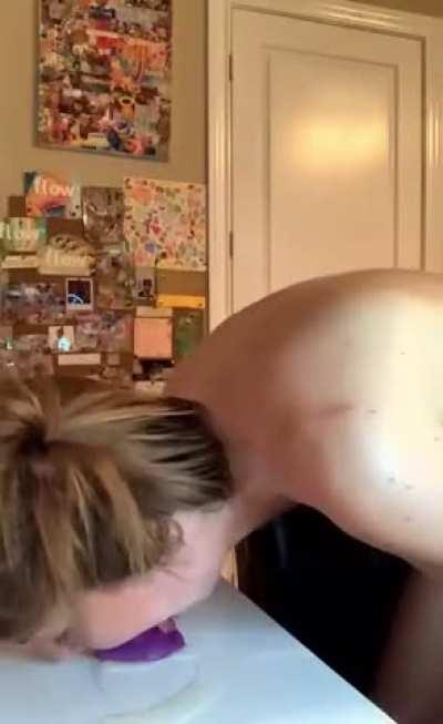 hold on mom, i'll be down in a second