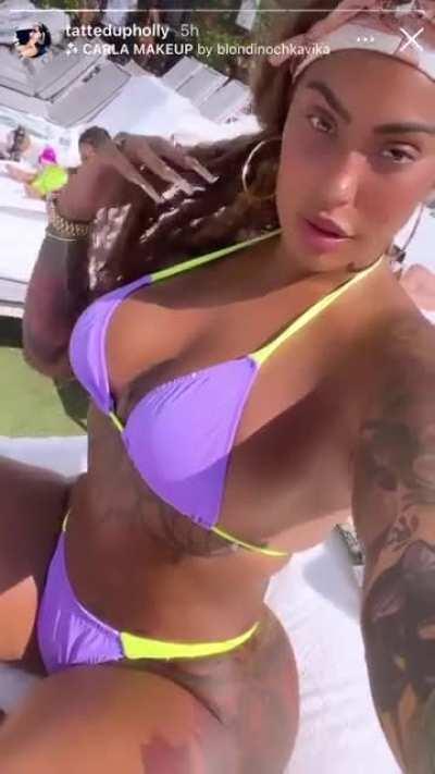 Holly and friends 🥴