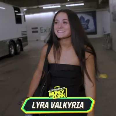 Lyra Valkyria has arrived at Toronto, Ontario! 😍