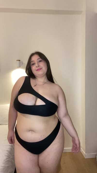 to chubby or hot?