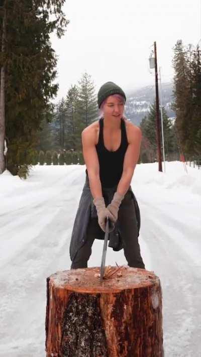 Wood splitting sword