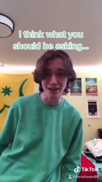 Heyy Vsauce Michael here