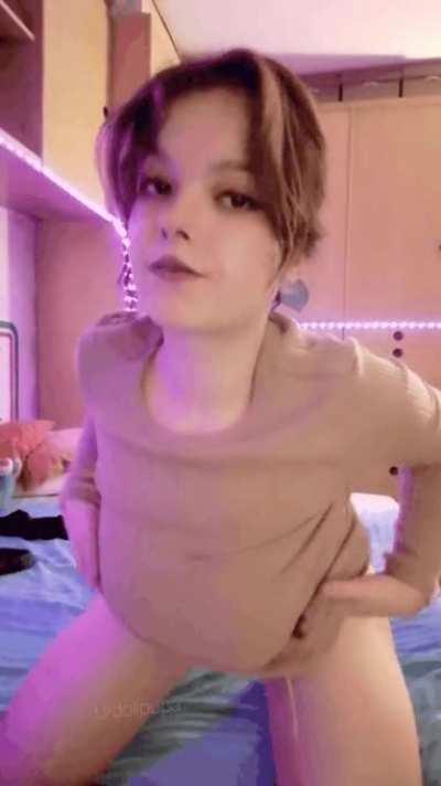 Are you into girls who get horny all the time