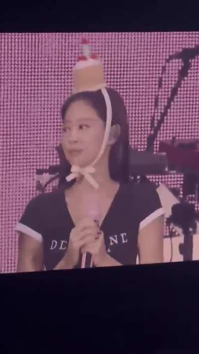 260116 BLACKPINK &amp;amp; BLINKS celebrate Jennie&rsquo;s Birthday @ BLACKPINK WORLD TOUR [DEADLINE] IN TOKYO D1