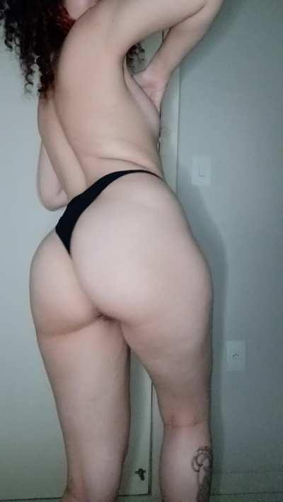 Small titties pair well with a fat ass