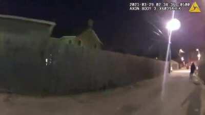 Body camera video in the fatal shooting of a 13-year-old boy by Chicago police has been released. !NSFW!