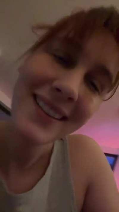 🥵damn mommy how you look so stunning everytime 😍😍