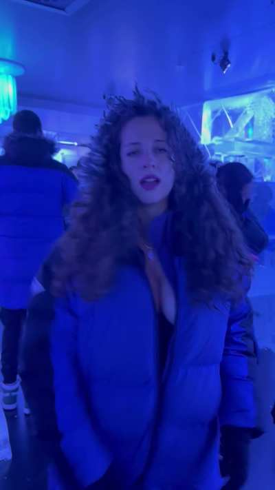 Getting rid of that thick coat [GIF]