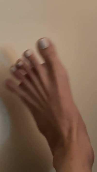 Hayyyy🦶🏼👋🏼