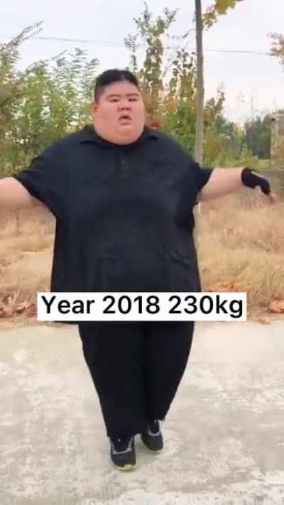 This guy lost over 200kg