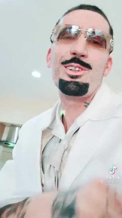 They call him paint head cause he got a paint head