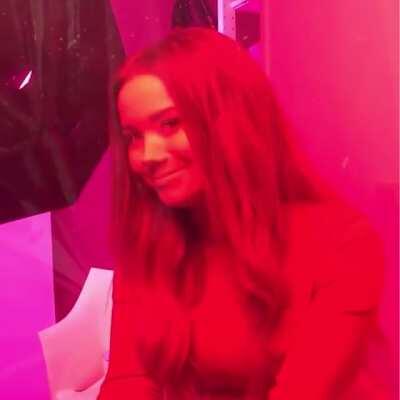 Von einem Fotoshooting für ihr Parfüm - Quelle: Instagram ...#RIPBeautxVlogs