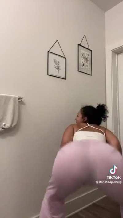 Soft & Jiggly No.576 😍🍑 (Like Water 🌊)