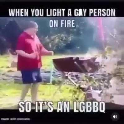 Uno con patatas y bebida por favor. Si, para llevar.