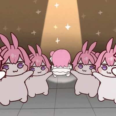 Quem é essa personagem que tanto aparece aqui no Reddit? Também aceito mais gifs dela. 😳🫣