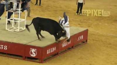 Pile driver. Broken neck?