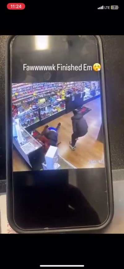 Robbery in store goes wrong