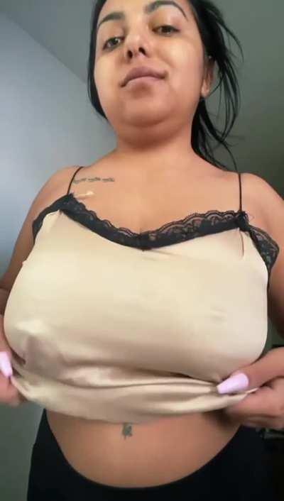 Is this a cute outfit