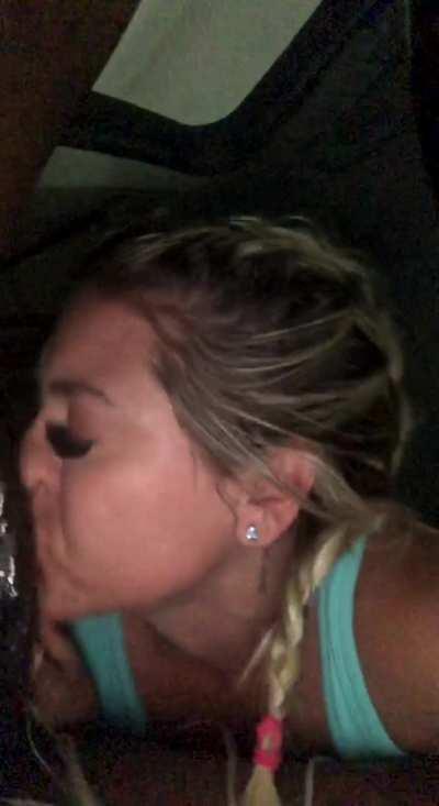 Please let me fuck my mouth. 