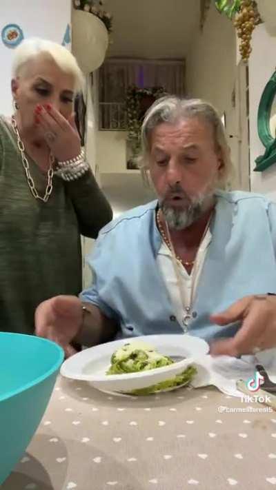 Italian man breaks plate🤌🤌