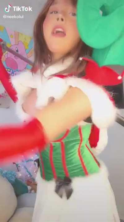 Neekos Christmas TikTok😍