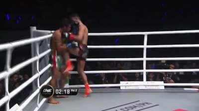 Giorgio Petrosyan throwing knees to the body in One.