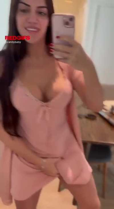 could u handle me on top of u? btw i would be happy if u follow my friend on reddit for more of her sexy vids. Link is in the comments