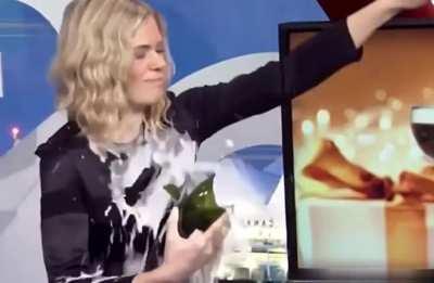 HMC while I demonstrate this cool way to open the wine bottle