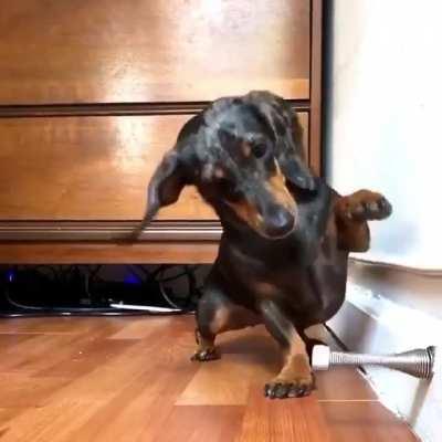 Agent gets hypnotized by evil device