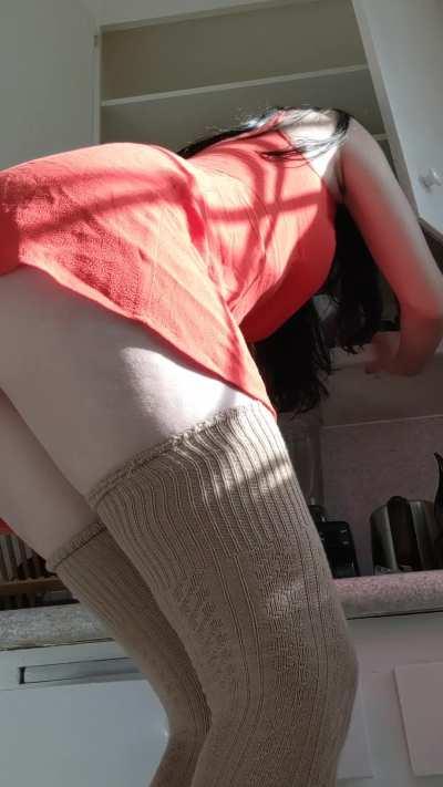 POV: You're a neighbor I asked over to help hold my wobbly stool ;)