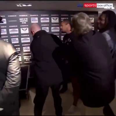 me to my followers😍😍