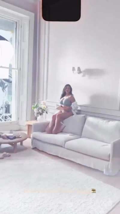 Insta stories - 22/12/25. Kelly modelling lingerie for Next!!