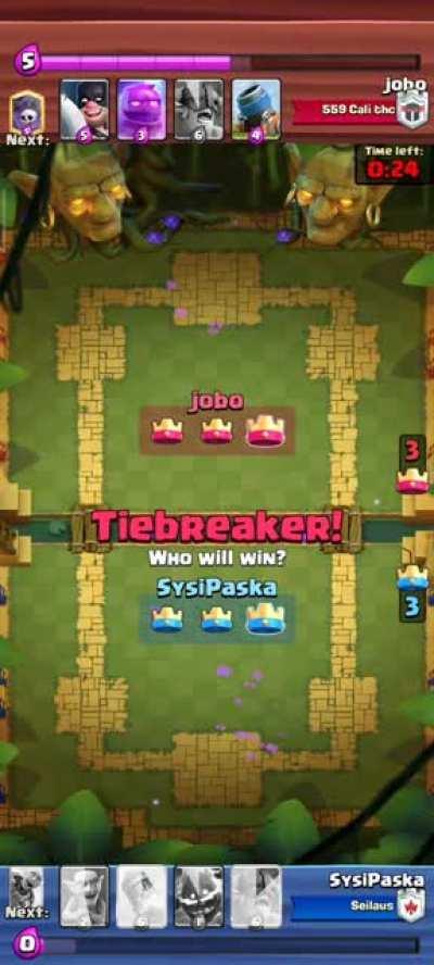 I lost 300 war trophies in this match (I had 700 previously and after this I had 400)