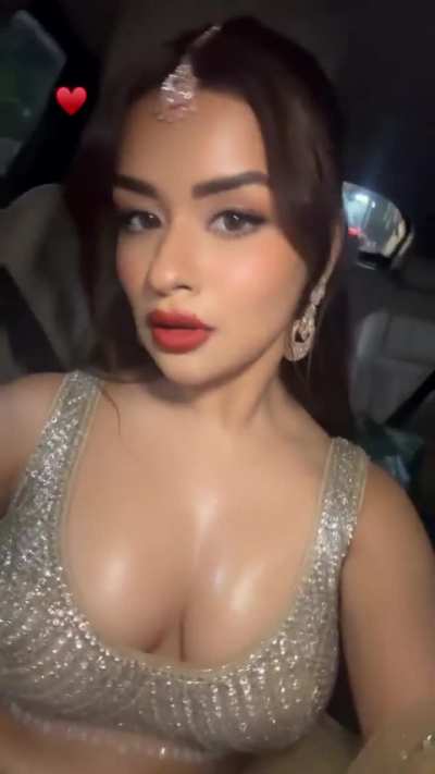 Avneet Kaur Face Card -IG Story-22 October 2025