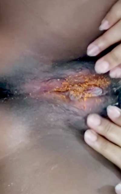 Extra chili pwder to spice my pussy up 🔥